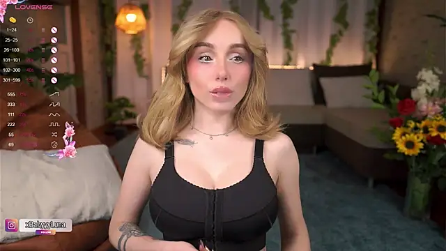 BabyyyLunaX online show from 05.04.26