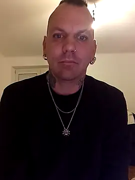 Snapshot of Premium-Jogurt chatting on 11.19.25 Premium-Jogurt online show from 11.19.25