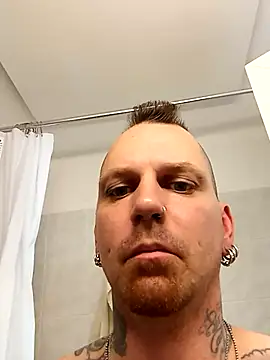 Snapshot of Premium-Jogurt chatting on 11.28.25 Premium-Jogurt online show from 11.28.25