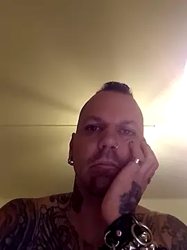 Snapshot of Premium-Jogurt chatting on 11.29.25 Premium-Jogurt online show from 11.29.25