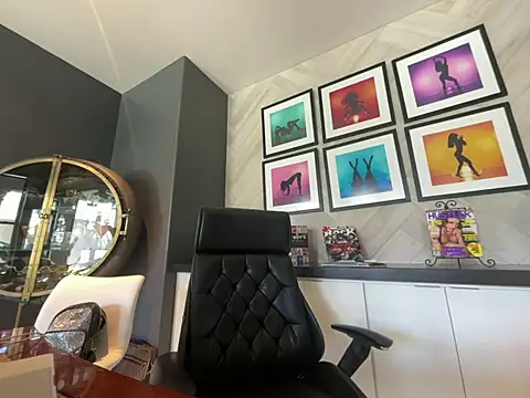 chanelstjames online show from 05.23.26