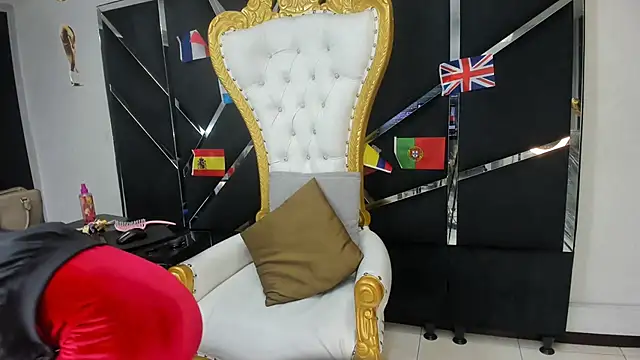 Aisha hotts777 online show from 06.18.26