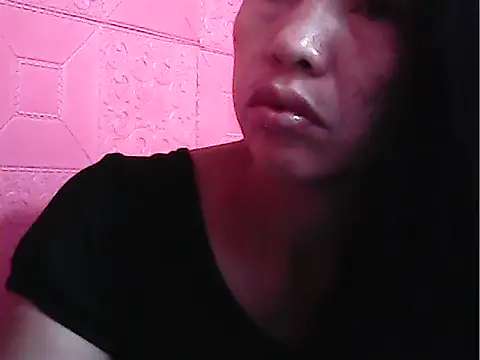 Snapshot of oceanlover23 chatting on 11.16.25 oceanlover23 online show from 11.16.25