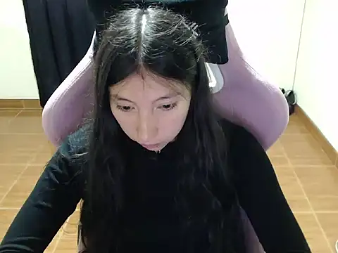 ScarlettShirahoshi online show from 09.25.25