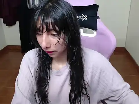 ScarlettShirahoshi online show from 11.16.25