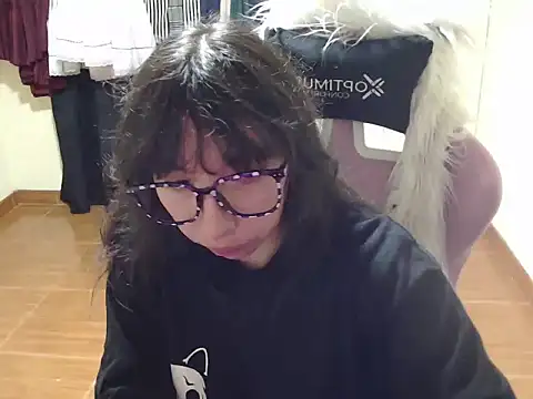 ScarlettShirahoshi online show from 12.21.25