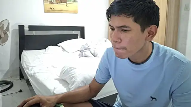 Snapshot of Ajhg98 chatting on 02.07.26 Ajhg98 online show from 02.07.26