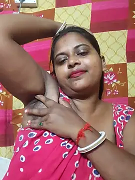 Snapshot of Hot-Show2 chatting on 10.31.25 Hot-Show2 online show from 10.31.25