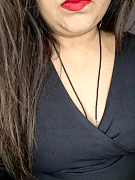 indian-hotmilfs online show from 02.22.26