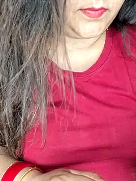 indian-hotmilfs online show from 04.22.26