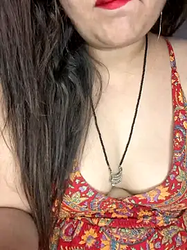 indian-hotmilfs online show from 04.25.26