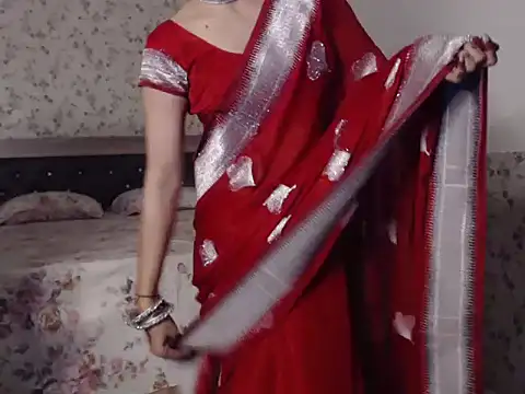 snow white123 online show from 10.20.25