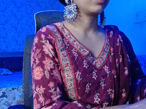 snow white123 online show from 12.17.25