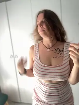 TenderLaGlamor online show from 10.01.25