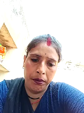 Snapshot of Arti13A chatting on 02.13.26 Arti13A online show from 02.13.26