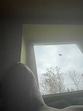 Snapshot of pussyhunter323557 chatting on 10.12.25 pussyhunter323557 online show from 10.12.25