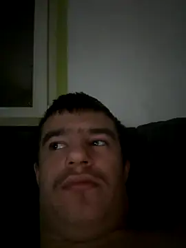 Snapshot of pussyhunter323557 chatting on 11.28.25 pussyhunter323557 online show from 11.28.25