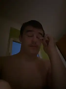 Snapshot of pussyhunter323557 chatting on 11.29.25 pussyhunter323557 online show from 11.29.25