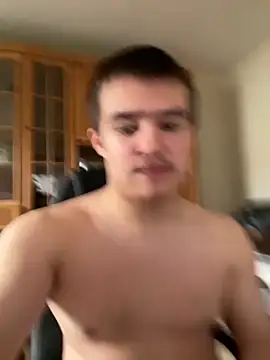 Snapshot of pussyhunter323557 chatting on 02.14.26 pussyhunter323557 online show from 02.14.26