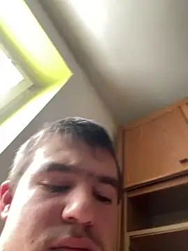 Snapshot of pussyhunter323557 chatting on 02.15.26 pussyhunter323557 online show from 02.15.26