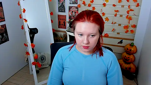 ScarletVixen  online show from 10.22.25