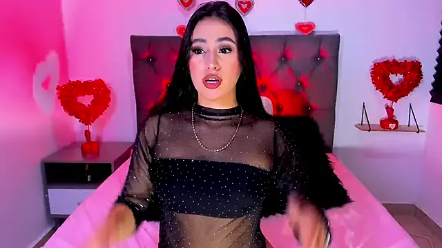 Snapshot of SagiraBelle chatting on 02.15.26 SagiraBelle online show from 02.15.26