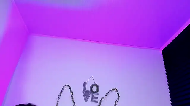 Snapshot of SagiraBelle chatting on 03.19.26 SagiraBelle online show from 03.19.26