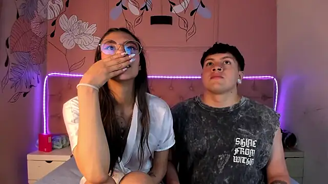 Snapshot of Ethan_N_Abby chatting on 02.09.26 Ethan N Abby online show from 02.09.26