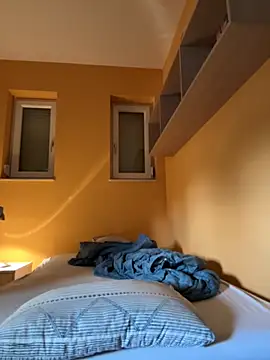 Snapshot of Raveman chatting on 09.30.25 Raveman online show from 09.30.25