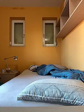 Snapshot of Raveman chatting on 10.01.25 Raveman online show from 10.01.25