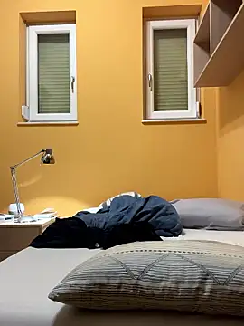 Snapshot of Raveman chatting on 10.10.25 Raveman online show from 10.10.25