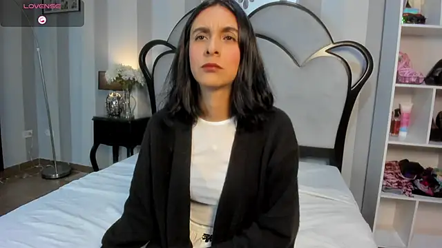 Snapshot of MiaAmore_ chatting on 01.13.26 MiaAmore online show from 01.13.26