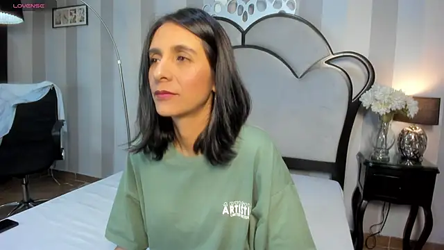 Snapshot of MiaAmore_ chatting on 01.16.26 MiaAmore online show from 01.16.26