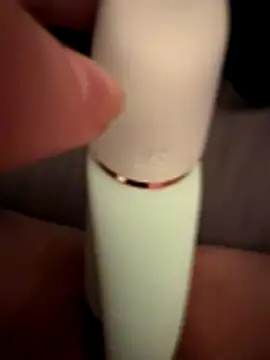 Heissemaus03819 online show from 11.20.25