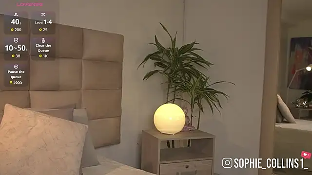 SophieCollins 1 online show from 08.04.26