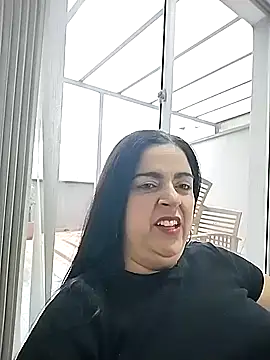 Snapshot of Nahomi_04 chatting on 10.07.25 Nahomi 04 online show from 10.07.25