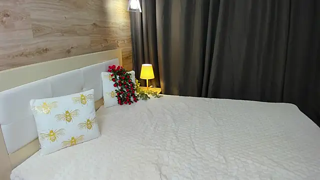 Babyy Lynaa online show from 09.25.25