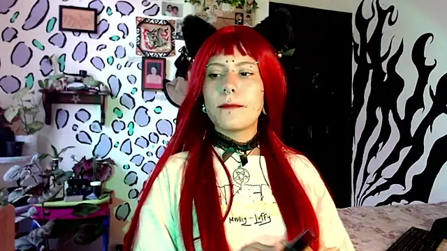 Snapshot of MistressMariam_ chatting on 10.05.25 MistressMariam online show from 10.05.25