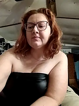 XEmoxkittyx online show from 02.21.26