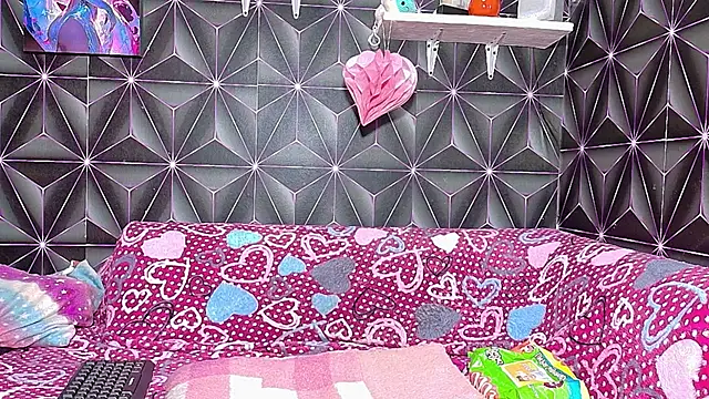 Shantall ks online show from 02.26.26