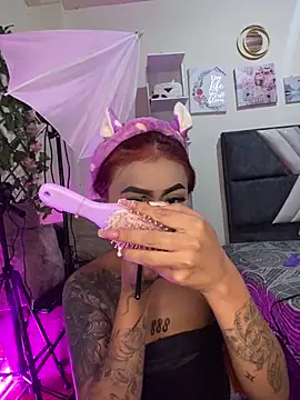 Snapshot of Dirty_isabella18 chatting on 06.18.26 Dirty isabella18 online show from 06.18.26