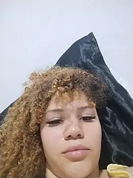 SirenRouge 69 online show from 04.25.26
