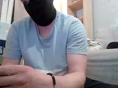 Snapshot of RimMasterAndYourJuice chatting on 04.11.26 RimMasterAndYourJuice online show from 04.11.26