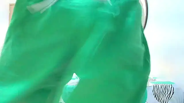 Snapshot of BEAUTY_BOYS1 chatting on 11.24.25 BEAUTY BOYS1 online show from 11.24.25