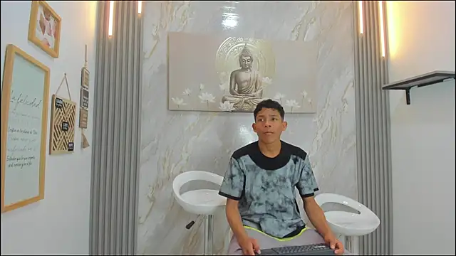 Snapshot of BEAUTY_BOYS1 chatting on 01.07.26 BEAUTY BOYS1 online show from 01.07.26