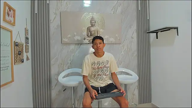 Snapshot of BEAUTY_BOYS1 chatting on 01.16.26 BEAUTY BOYS1 online show from 01.16.26