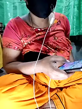 Snapshot of Mistompa24 chatting on 02.15.26 Mistompa24 online show from 02.15.26