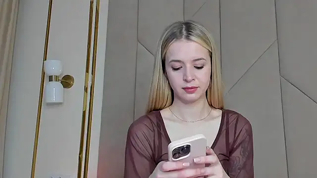 Snapshot of Touch_me chatting on 01.09.26 Touch me online show from 01.09.26