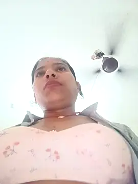 Snapshot of Rubi_sarma chatting on 09.24.25 Rubi sarma online show from 09.24.25