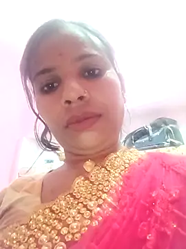 Snapshot of Rubi_sarma chatting on 12.04.25 Rubi sarma online show from 12.04.25